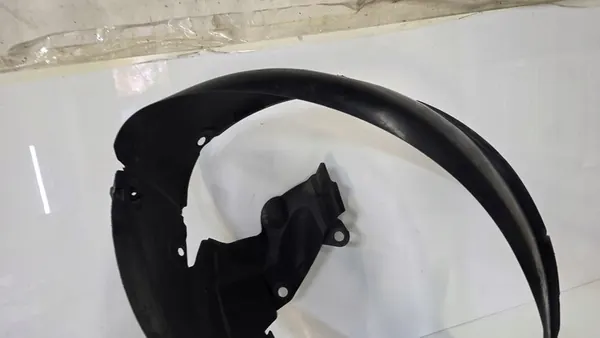 Front Left Wheel Arch Renault Espace IV Lift image 2