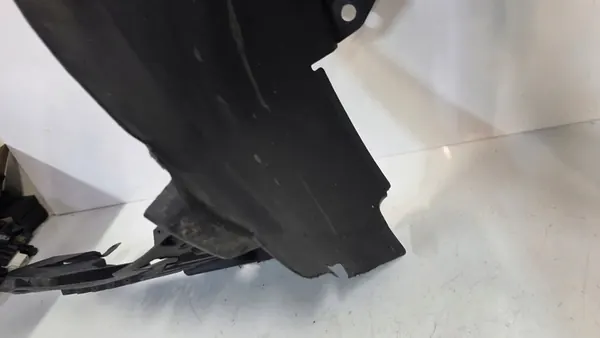 Front Left Wheel Arch Renault Espace IV Lift image 5