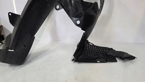 Front Left Wheel Arch Renault Espace IV Lift image 9