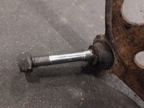 Amortisseur avant gauche + bras de contrôle BMW E30 image 6