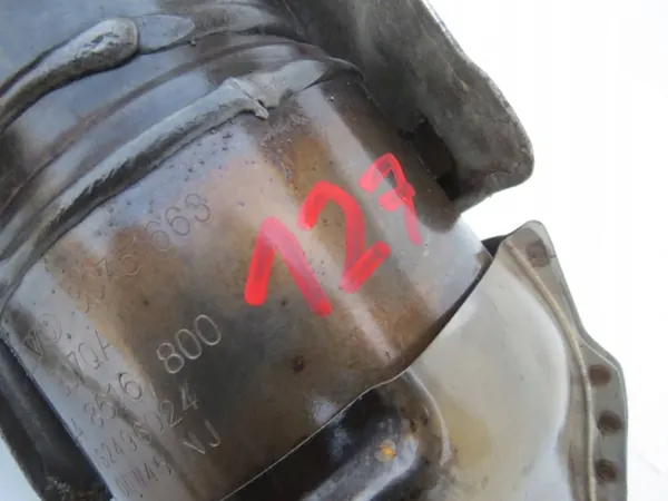 Begagnad Volvo DPF/katalysator OEM 30751663 image 3