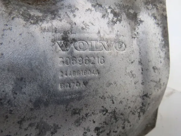 Begagnad Volvo DPF/katalysator OEM 30751663 image 8