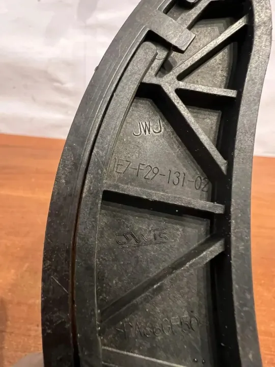 Deslizador tensor de cadena D2949 para Mercedes-Benz image 5