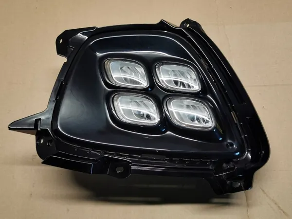Grille droite OEM 86526C5210DANEK pour Kia Sorento III image 2