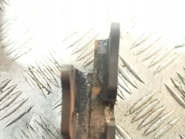 Bromsbelägg Bak OEM 84777509 11mm Corvette C8 image 3