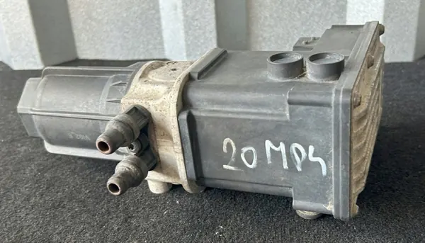 Pompe AdBlue OEM A0001405378 pour Mercedes Actros MP4 image 10