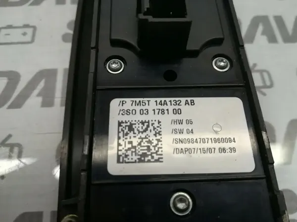 Raam Schakelaar Rechts Voor 2010 Ford 7M5T-14A132-AB image 4