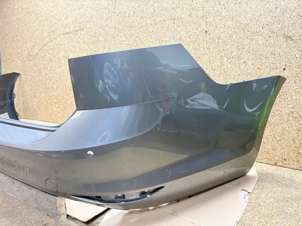 VW Golf VII Kombi Heckstoßstange OEM 109032190100 image 4