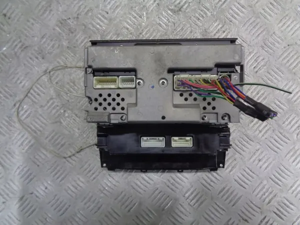 Radio & Klimapanel OEM 86120-05081 für Toyota Avensis image 10