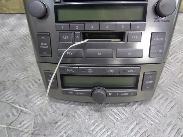 Radio & Klimapanel OEM 86120-05081 für Toyota Avensis image 5