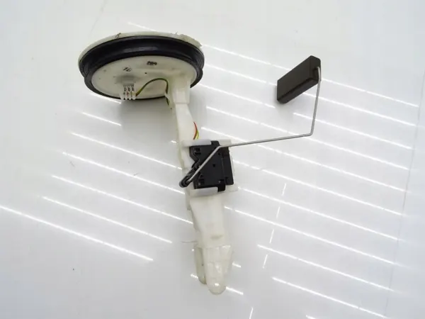 Bränslenivåsensor OEM 5N0919673R Audi Q3 2.0 TDI image 6