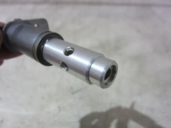 BMW X3 F25 E90 F10 Solenoide Vanos 11367585425 image 4