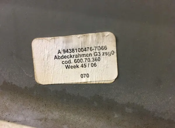A9438100476 Mercedes-Benz Rolo do teto image 8