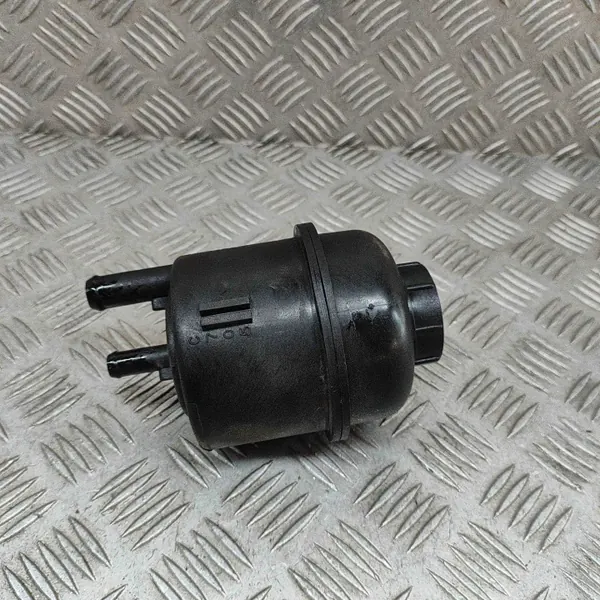 Maserati Servolenkungsbehälter OEM 670001919 image 3