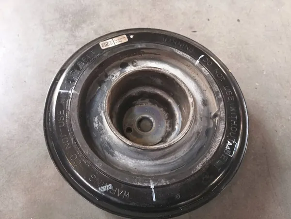 Polia 059105251DM Audi 3.0 TDI image 2