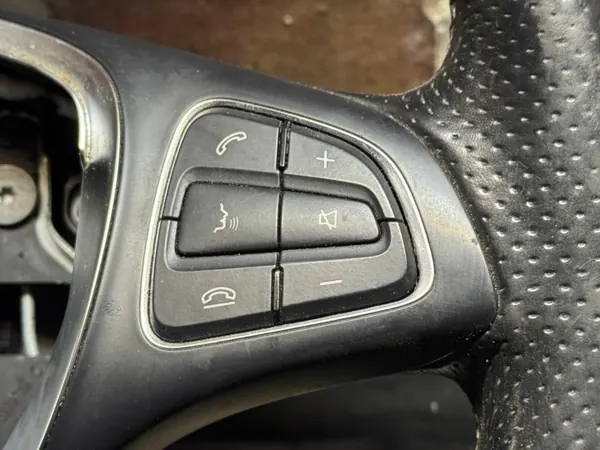 Volante Mercedes W447 OEM A0024602603 image 3