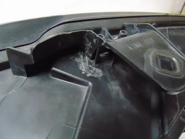 AUDI A3 Faro Bi-Xenón Izquierdo 8V0941005C image 9