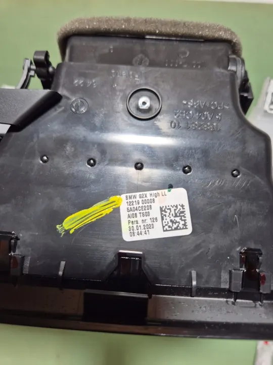 BMW OEM 9503704 Carbon Sierstrips voor G20 G21 G80 G81 LCI image 8