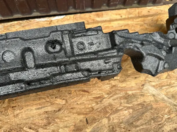 Etupuskuri Imu Mercedes E W213 AMG A2138850605 image 4