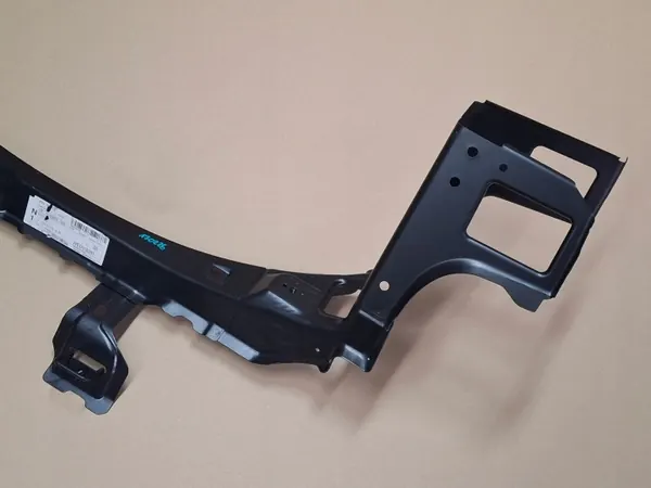 Trave Mercedes OEM A2046100514 Usado image 3
