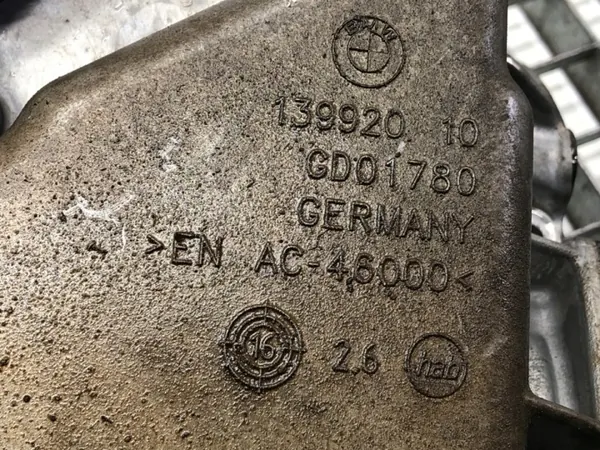 Öljypannu OEM BMW F34 2.0L 184hv - Alempi säiliö image 5