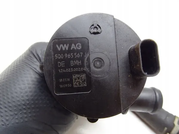 Vattenpump OEM 5Q0965567 - Begagnad Audi OE del image 6