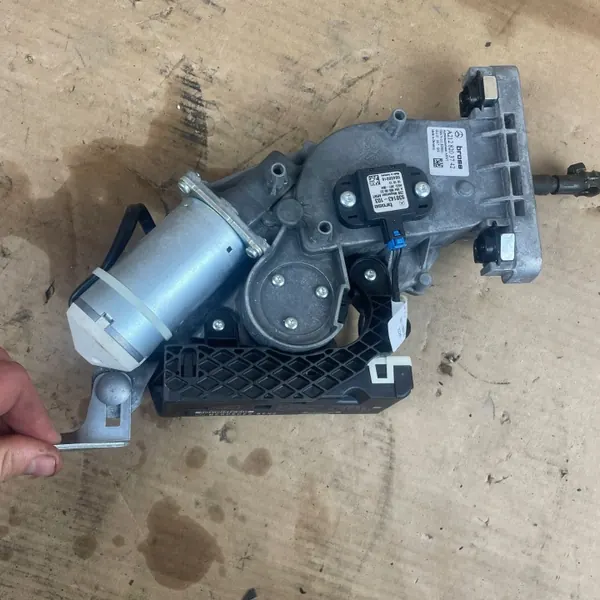 Klappenmotor-Modul OEM a2129009916 Mercedes E-Klasse image 10