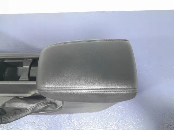 Console centrale Ford Focus MK3 Lift Kombi OEM Lochow-328144- image 7