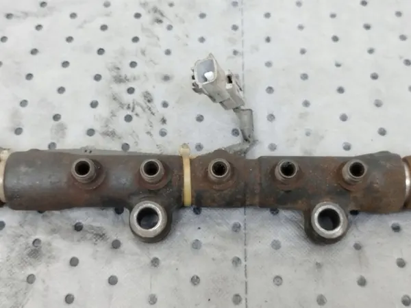 2005 Toyota Avensis T250 Tuyau de carburant MTL30355 image 3