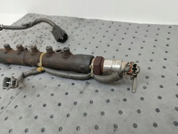 2005 Toyota Avensis T250 Tuyau de carburant MTL30355 image 6