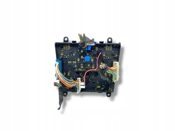 Mercedes-Benz ML W163 2005 Raamknoppen OEM 03751566 image 2