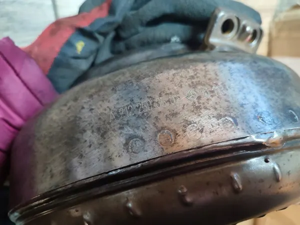 Hydraulinen Liitin Mercedes W212 2.2 CDI Auto A2122500502 image 4