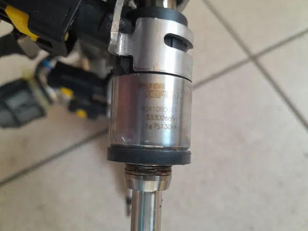 Jeu d'injecteurs Kia OEM 3535004270 pour 1.0T image 5