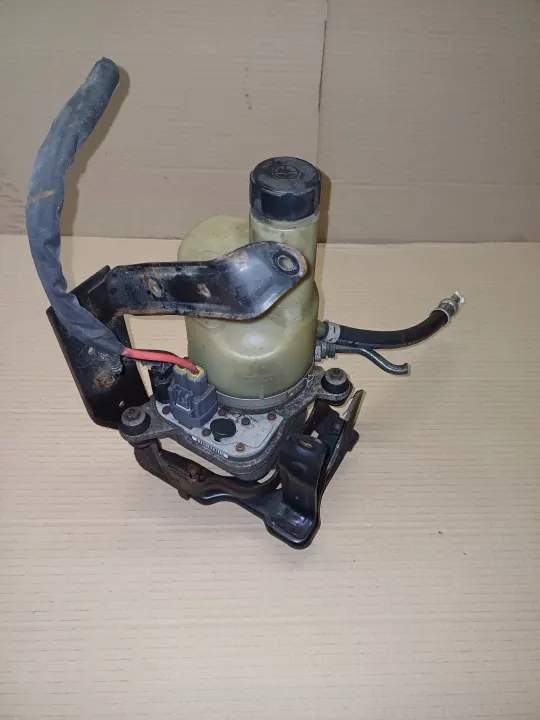 Pompe de direction Volvo OEM 9N51-3K514-AB image 2