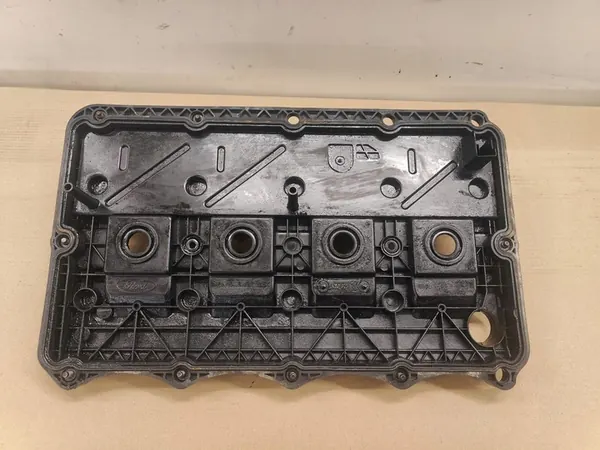 Tampa de Válvulas Ford Transit MK7 2.4 TDCI 6C1Q-6K271-CE image 3