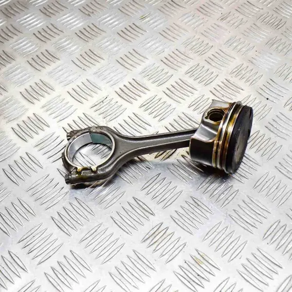 Kolv Audi A4 S4 B9 2018 image 3