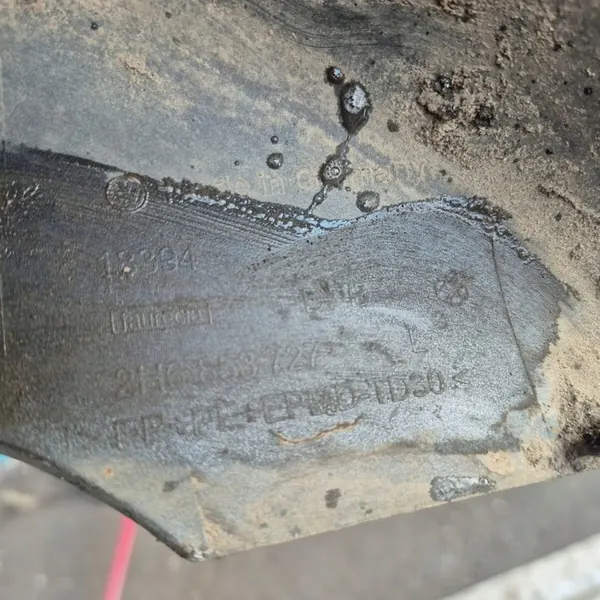 VW Amarok Lift 16 Etupuskuri Vasemman Puolen Verhoilu 2H6853727 image 4