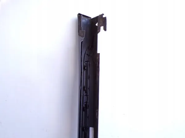 Saiote lateral esquerdo BMW X1 U11 OEM 5A01681 - Usado image 7