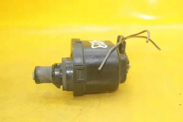 Scheinwerfer-Einstellmotor OEM 165941295 Links Vorne image 8