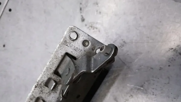 Opel Meriva Baklucka Lås 90563999 image 4