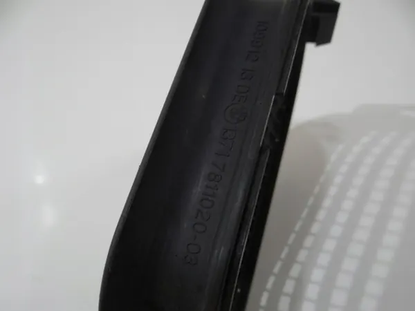 Rejilla de admisión de aire BMW X3 F25 OEM 7811020 image 6