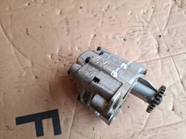 Öljypumppu Aston Martin Vantage OEM 6g33-6600bc image 5