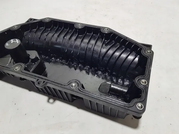 Oljepanna Mercedes 2.2 CDI 651 W205 W212 W222 W253 W117 W156 image 4