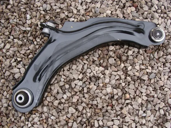 Braccio di controllo Renault OE 545050399R image 2