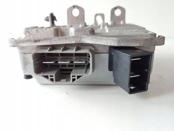 Module direction assistée Hyundai i30 OEM 6884182 image 3