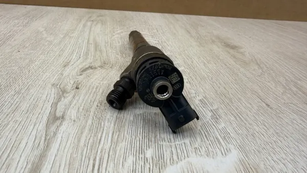 Injector OEM 0445110523 K104/832L para Maserati 3.0CRD image 3