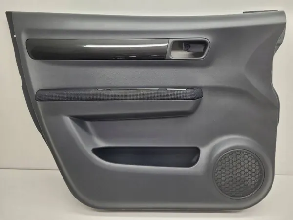 OEM 83721-63J0 Voorlinker Deurbekleding Suzuki Swift MK6 image 2