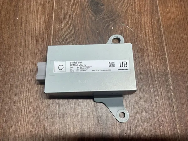 Module de commande portière OEM 8598A76010 Lexus NX 300h image 2