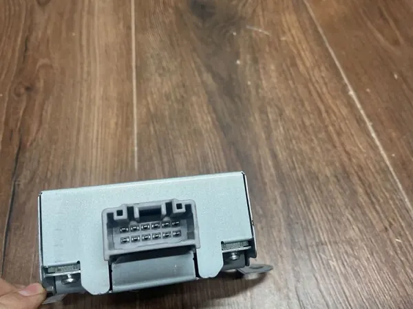 Module de commande portière OEM 8598A76010 Lexus NX 300h image 5