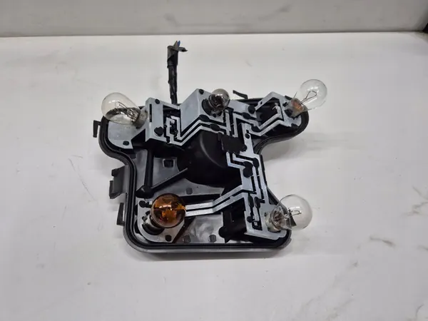 Inserto de Luz Traseira Direita AUDI A4 B6 Sedan OEM 153948 image 4